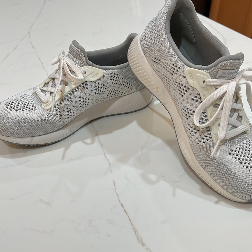 Skechers Bobs Memory Foam White Size 7.